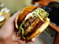 Jak zrobić idealnego hamburgera jak z McDonald's w domu