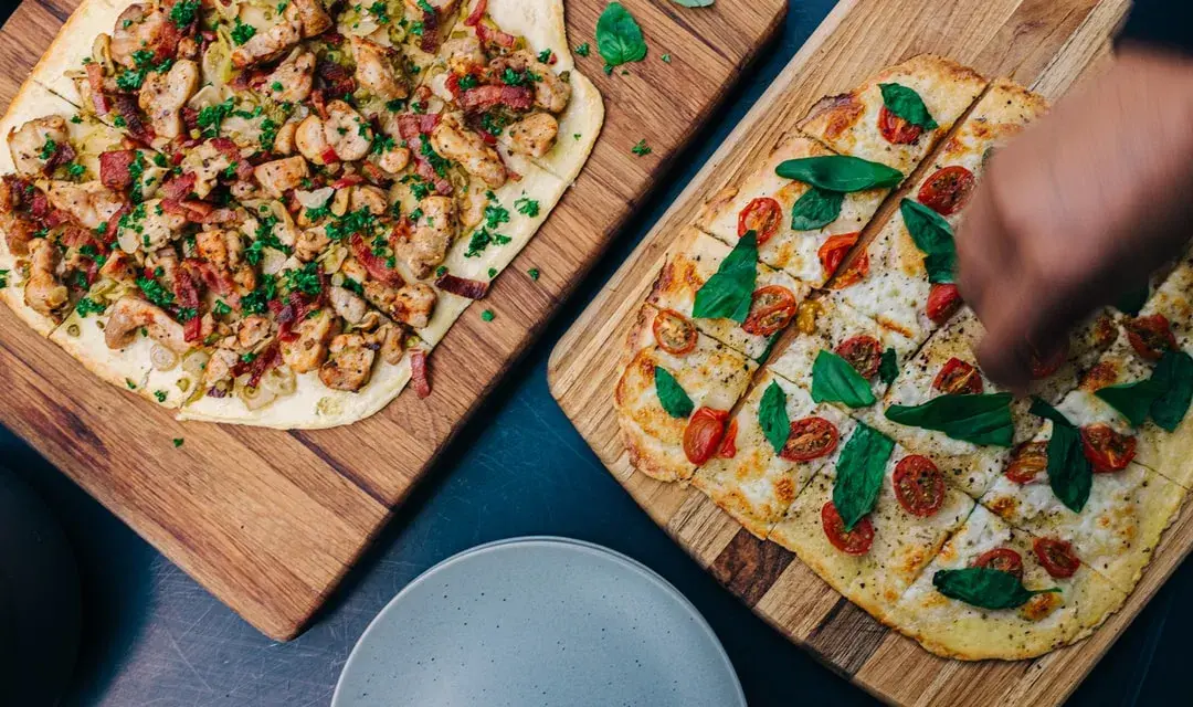 Ile osób najedzie się pizzą 40 cm? Sprawdź, zanim zamówisz!