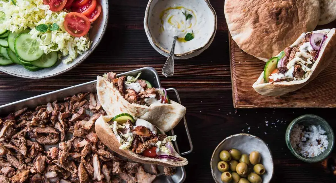 Jak zrobić kebab z baraniny - prosty przepis na pyszne danie