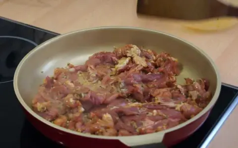 Jak się robi mięso na kebab - proste przepisy i najlepsze triki