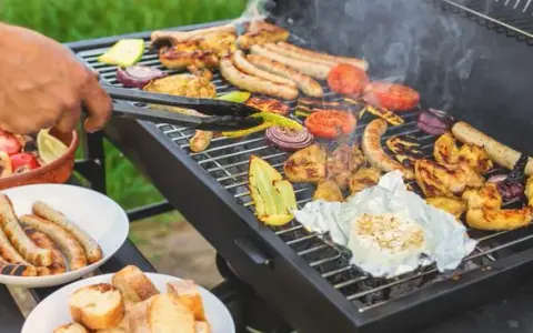 Grill Bar Zalesie - pyszne grillowane dania w Rudnie i opinie klientów