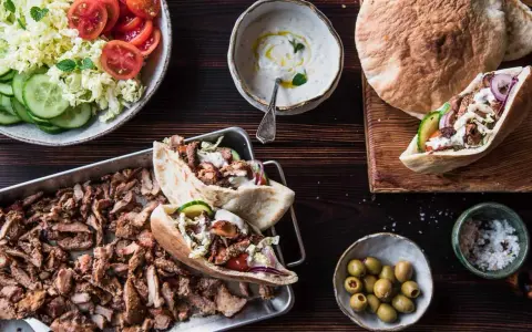 Jak zrobić kebab z baraniny - prosty przepis na pyszne danie