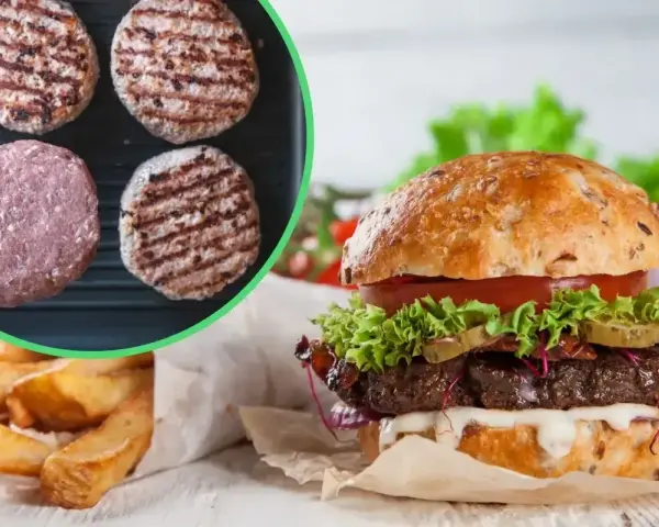 Pyszne hamburgery z Biedronki, soczyste mięso na grillu i chrupiące frytki. Idealny posiłek na szybki obiad.