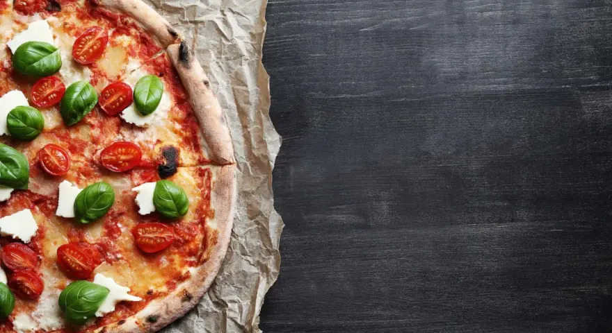 Pizza neapolitańska czym się różni od innych rodzajów pizzy?