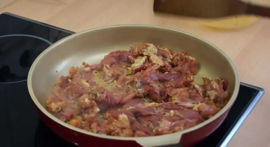 Jak się robi mięso na kebab - proste przepisy i najlepsze triki