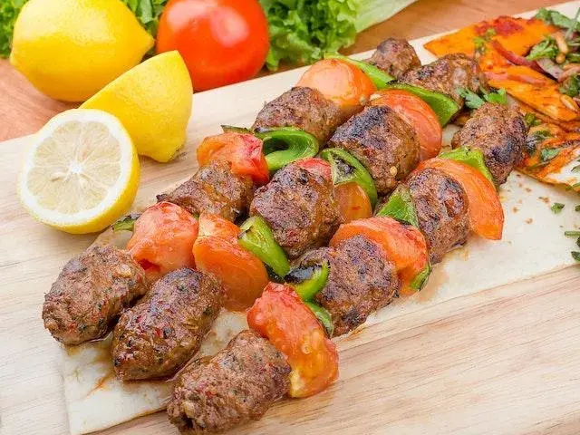 Ile węglowodanów ma kebab i jak wpływają na twoją dietę?